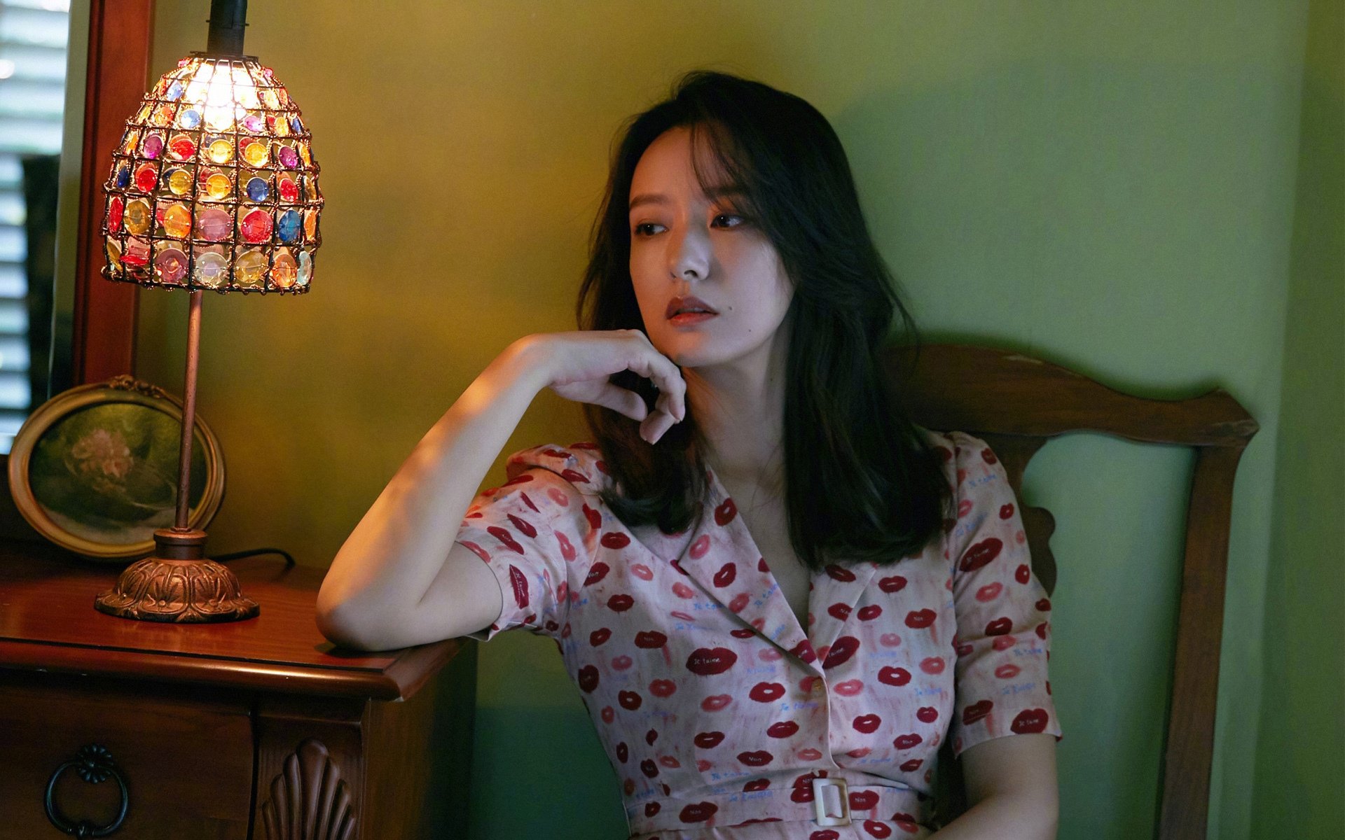 时空折叠,当奥斯梅恩在威斯特法伦击穿比利时与喀麦隆的逆转回声